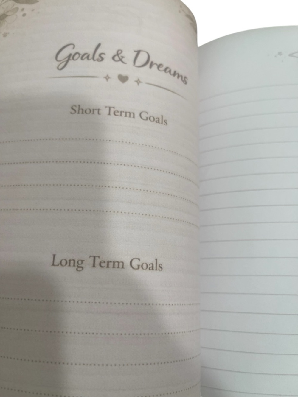 For the Graduate Journal - Soft Neutral Floral Cover - Picture 7 of 9